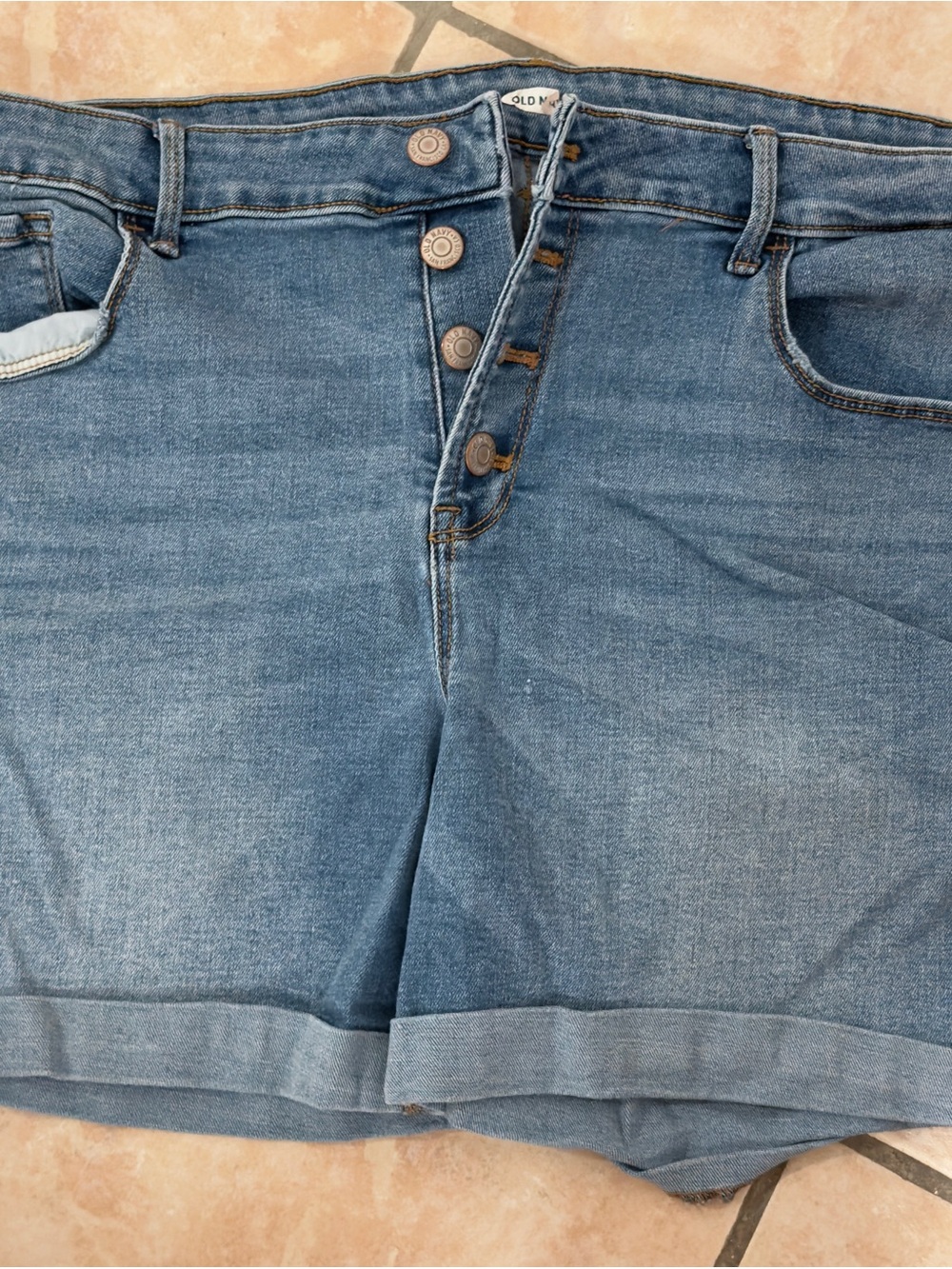 Old Navy Button-Fly Light Wash Denim Shorts size 16